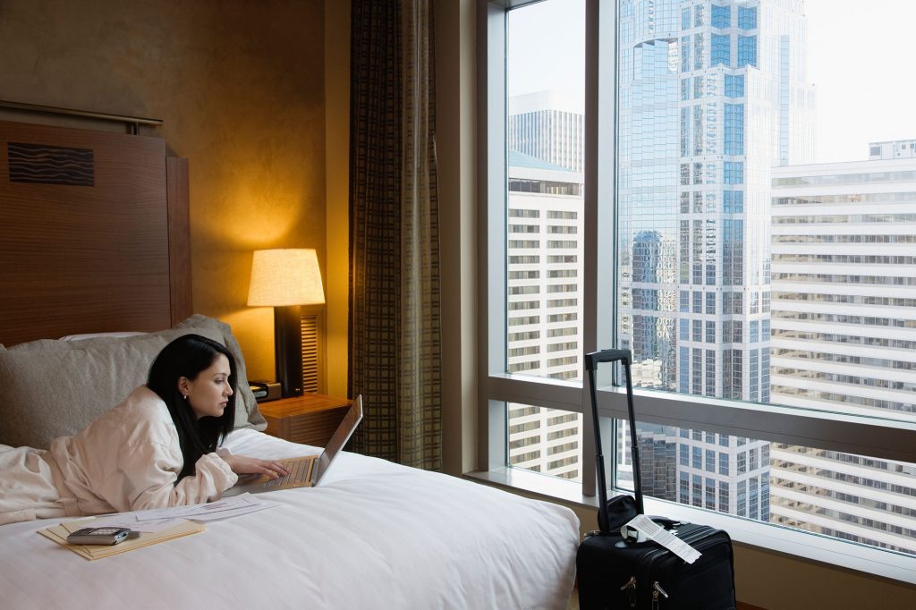 Free Wi-Fi and premium coffee topped the list for Canadian travellers. (CNW Group/Hotels.com)